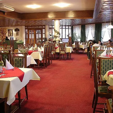 Arkadia *** Hotel