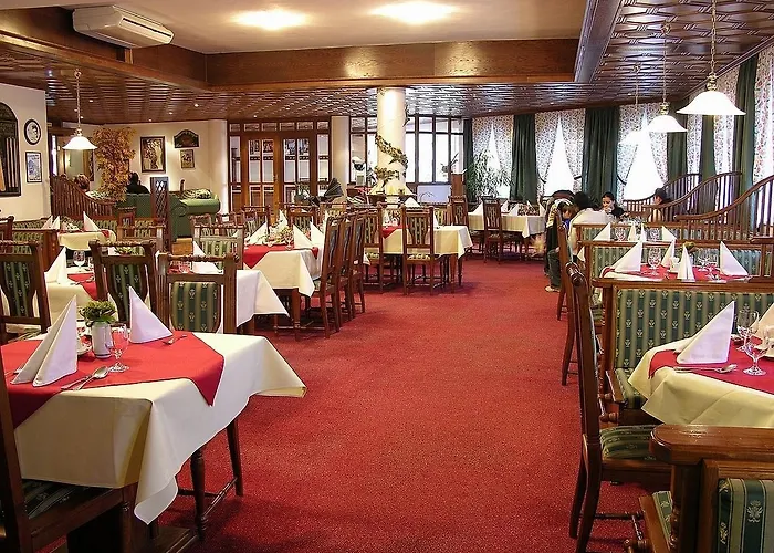 Arkádia *** Hotel